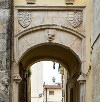 Sulmona, porta