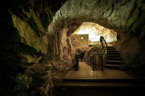 Gole del Salinello. Grotta San Michele Arcangelo, resti medioevali