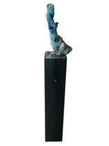 Seme X; 58 x 10 x 10 cm