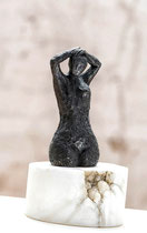 "Würde der Frau" - Bronze, 14cm