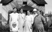 Mundahl cousins from Minneapolis, Bertha and Amanda Mundahl, "Auntie" Boyum