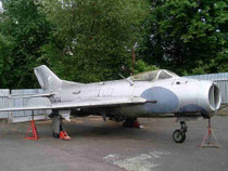 MiG19 0414-4