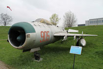 MiG19 905-2