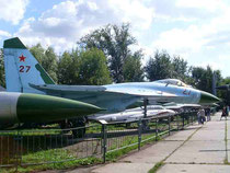 SU27 27-4