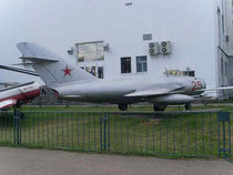 MiG 17 25-4