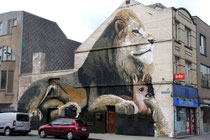 Mural der Belgier Steve Locatelli und Smates.