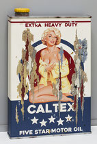 MISS CALTEX Collage papier & technique mixte sur support bois 105 cm  x 73 cm  2019