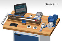 Adjustment Device III / Justiereinheit III