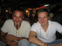 Darueber mussten selbst die Thais lachen, Mark und Jens