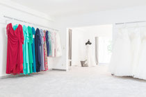 Unser_Brautmodegeschäft_4_Abendmode_curvy_große_Größen_plussize_von_Wundervoll_Braut_in_Hannover_Isernhagen
