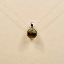 N°239 ANHÄNGER - Aus 950/- Platin poliert mit einer ca. 9mm großen Perle.