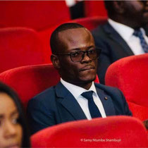 Cédrick KABWITA est coordonnateur de l'équipe de Francophonie sans frontières en République Démocratique du Congo [Contact : rdcongo[@]francophoniesf.org]