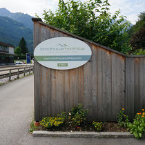 Schild "Landhaus Matthias", Mayrhofen