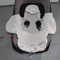 Babyschale | Babydecke | Sommer Decke Winterdecke | 3 und 5-Punkt-Gurtsystem | Waffelpiqué | Einschlagdecke | Cybex | Maxi Cosi 