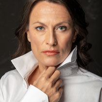 Nadja Stefanoff - Opernsängerin