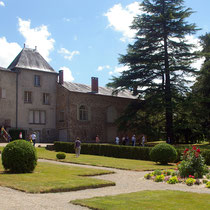 Demeure et jardin à la française - Parc Jane Limousin - Châteauneuf-la-Forêt