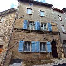 La seule maison d'Eymoutiers ayant conservé des vestiges d'architecture médiévale (rue Gabriel Péri).