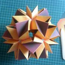 Chrysantemum/Faltarbeit:Origami-Micha