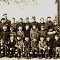 Klassenfoto Klas 3 en klas 5 1963 - 1964 