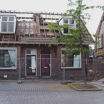 De sloop van de (kleine) woningen..