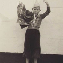 Prins Nico (Sormani) van vriendenclub "De Helpers" in Terziepe 1958