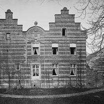 Deze familie had de hoeve een eeuwlang in bezit en liet een nieuw landhuis bouwen. Door vererving in de vrouwelijke lijn, werd Baron van Elmpt van huis Dammerscheid, in Voerendaal de nieuwe eigenaar