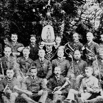 Volgens historische gegevens moet de harmonie zijn opgericht in 1843. De naam was toen echter nog niet St. Bavo. Op het vaandel van toen stond alleen "Harmonie van Nuth" vermeld. 