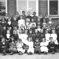 Openbare Lagere school 6 juni 1910