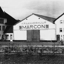Huize de Tienschuur naast de Tiendschuur met Marcon als "bewoner"