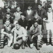 Minor 1 kampioen 1941 - 1942  Met o.a. P, Grooten, F. Vankan, H. Gerards, P. de Haan, J. Ritzen, J. Tillmans, X Voncken, F. Gerards, leider Haagmans