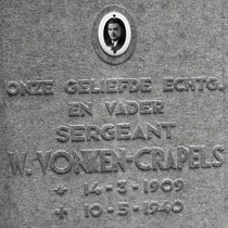 Willem Jozef Vonken14 maart 1909 Nuth (Limb.)10 mei 1940  Bij het kleine plaatsje Illikhoven nabij Roosteren was een smalle brug over het Julianakanaal. Er was een klein detachement brugbewaking en tevens een tweetal kazematten. Ze hadden een zware mitrai