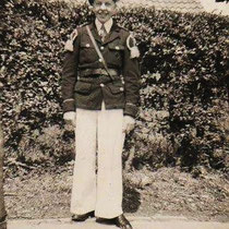 Joep Smink in "vol ornaat" in 1947