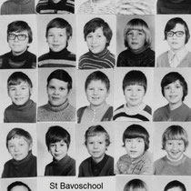 Klassenfoto 6e klas 1971 - 1972  Met meester Bruls l.o. met o.a.  Andre Brouwers, Karel Crombagh, Frank Drummen, Paul Frissen Toine van Ham, Leon Herveille, Jac Hoevers, leon Jacobs, Keulen, Hein Martens  Huub Meijers, Huub Ploem, Harrie Ramakers,