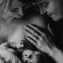 Newborn | Babyfotos |Säugling | Homestory | Portraitfotografin Rebecca Adloff |  Ruhrgebiet, Essen, Bochum, Düsseldorf, Köln, Lüdenscheid NRW