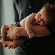 Newborn | Babyfotos |Säugling | Homestory | Portraitfotografin Rebecca Adloff |  Ruhrgebiet, Essen, Bochum, Düsseldorf, Köln, Lüdenscheid NRW