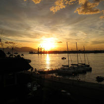 Coucher de soleil sur le port de Papete