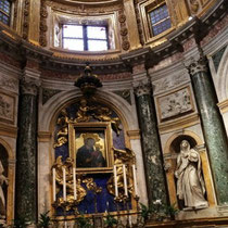 Sienne - Le Duomo - La chapelle Chigi est consacrée à la vierge du voeu (del voto)