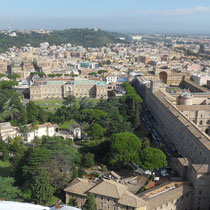 Le Vatican - Vue sur laville depuis le sommet du dôme -