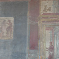 Pompéi - Fresques sur les murs du Marcellum.
