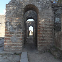 Pompéi - Porte de Ercolano.