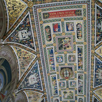 Sienne - Le Duomo - Le plafond de la bibliothèque.