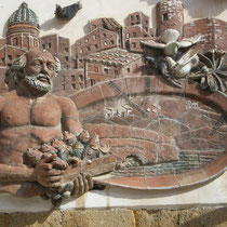 Sciacca - La céramique atout majeur de la ville. De nombreux tableaux; plaqués sur les facades des maisons.