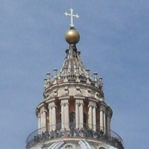 Le Vatican - La Lanterne - Au pied de celle-ci, une plate-forme panoramique, qui offre une vue magnifique sur la ville -