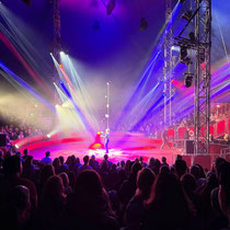 01/25 Der Weihnachts-Circus