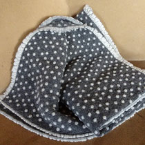 Wolviltdeken Filipa in 80% bio-scheerwol en 20% bio-katoen, 200 x 150 cm, grijs-naturel, Lana, prijs: 149,75 €