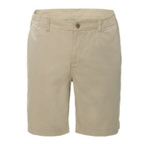 Bermuda Mika in 97% bio-katoen met 3% elastaan gabardine, beige, Living Crafts, beschikbaar in de maten 30R en 31R, prijs; 69,99 €