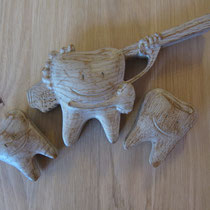 Zahn aus Holz / kreativ-fraesen