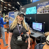 Das Bild zu Männerquatsch Podcast Folge 197 zeigt den Stand von Retro Games Ltd. in der Retro Area auf der Gamescom 2025.