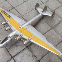 Maqueta avión a escala Boeing 314 "Dixie Clipper". Ref AP451. 80x57x16