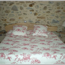 chambre mur pierre